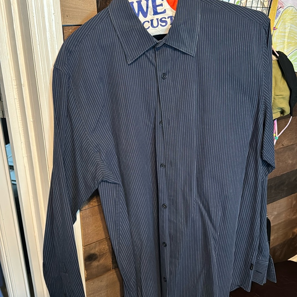 Calvin Klein men's medium dress shirt. Blue striped